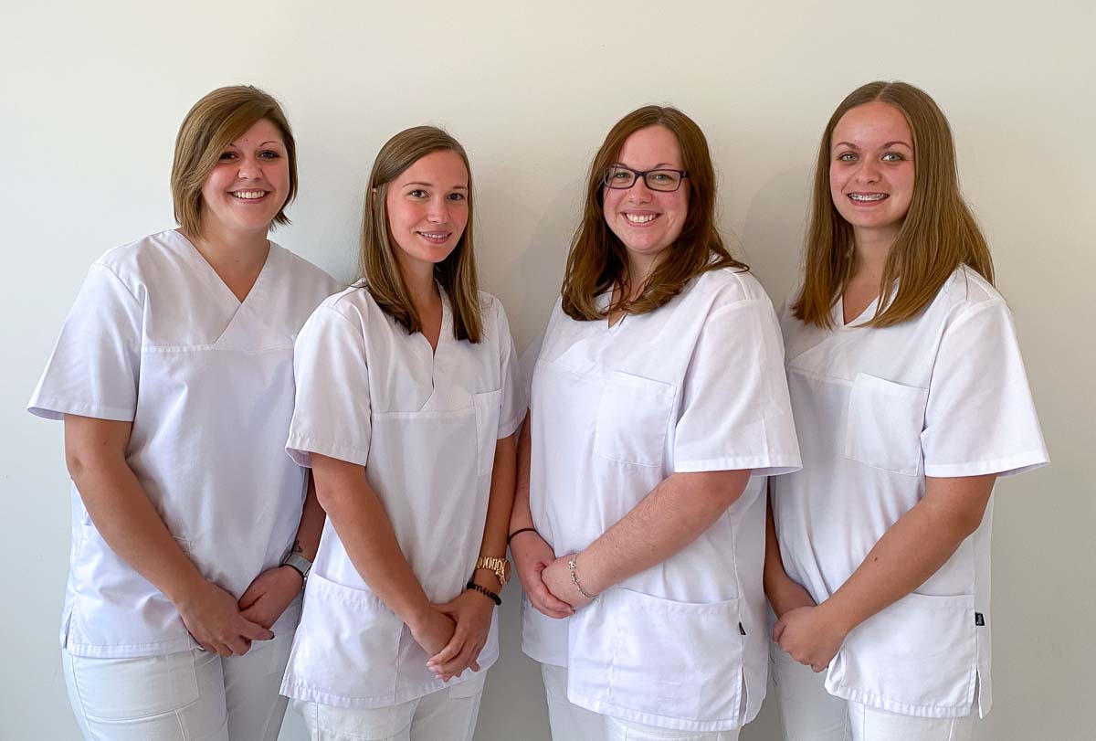 Cabinet d'Orthodontie Blanchard - L'équipe - Nos assistantes Cabinet d'Orthodontie Blanchard - L'équipe - Nos assistantes